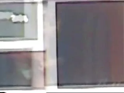 Молода дівчина сиділа на колінах супер еротика свого коханця
